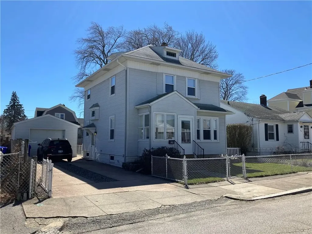 90 West Lawn Avenue Pawtucket RI 02860