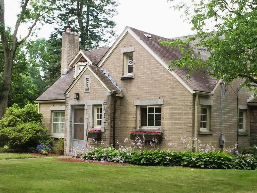 55 Washington Road Barrington RI 02806