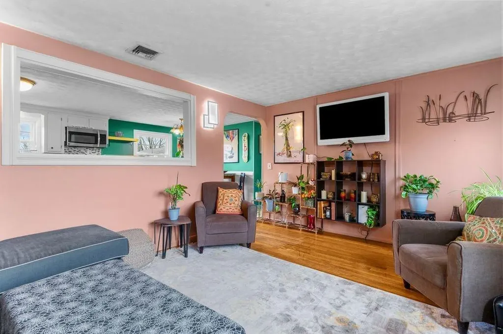 27 Field Avenue West Warwick RI 02893