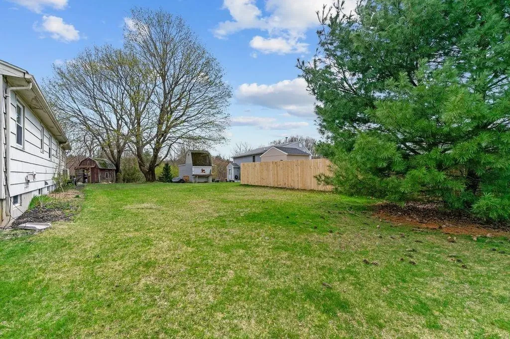 27 Field Avenue West Warwick RI 02893