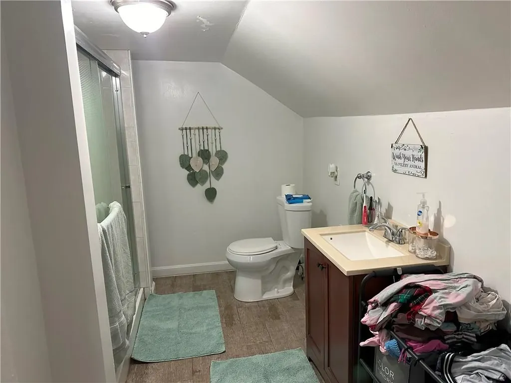 39 Camden Avenue Providence RI 02908