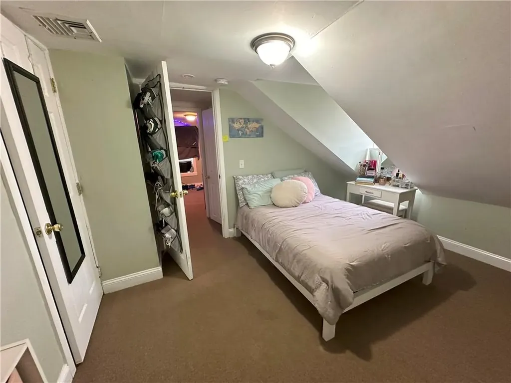 39 Camden Avenue Providence RI 02908