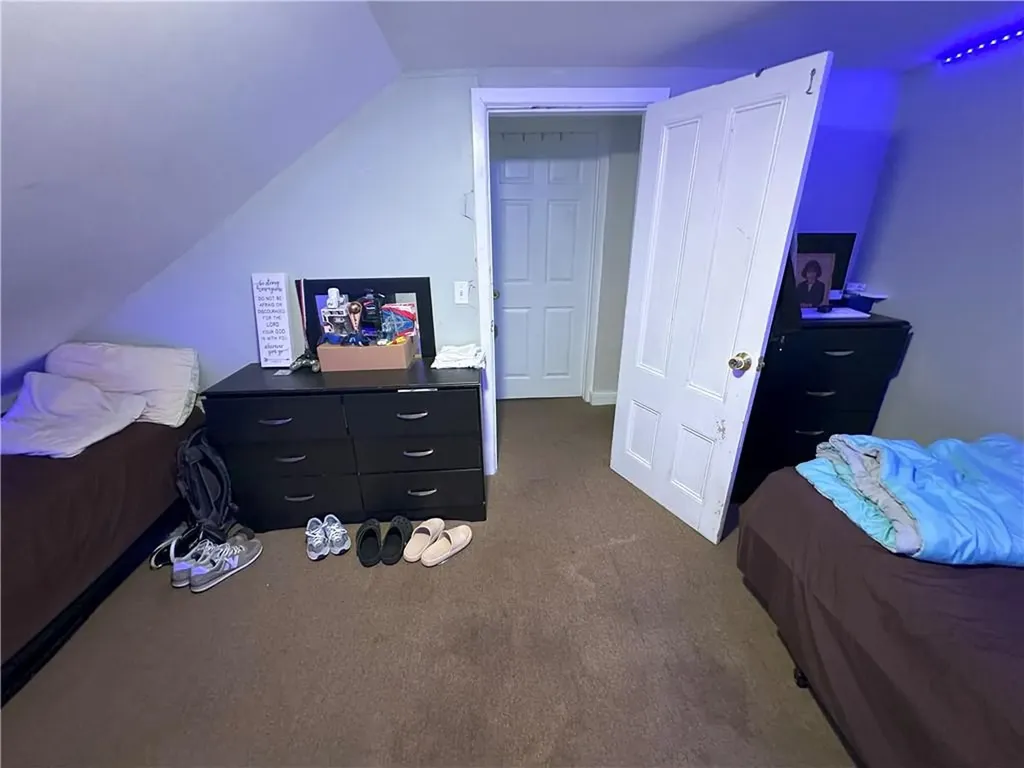 39 Camden Avenue Providence RI 02908