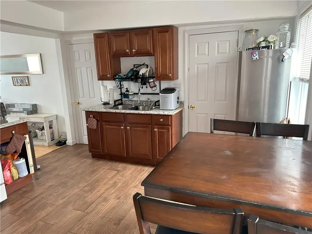 39 Camden Avenue Providence RI 02908