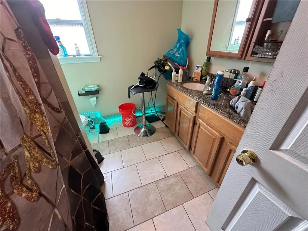 39 Camden Avenue Providence RI 02908