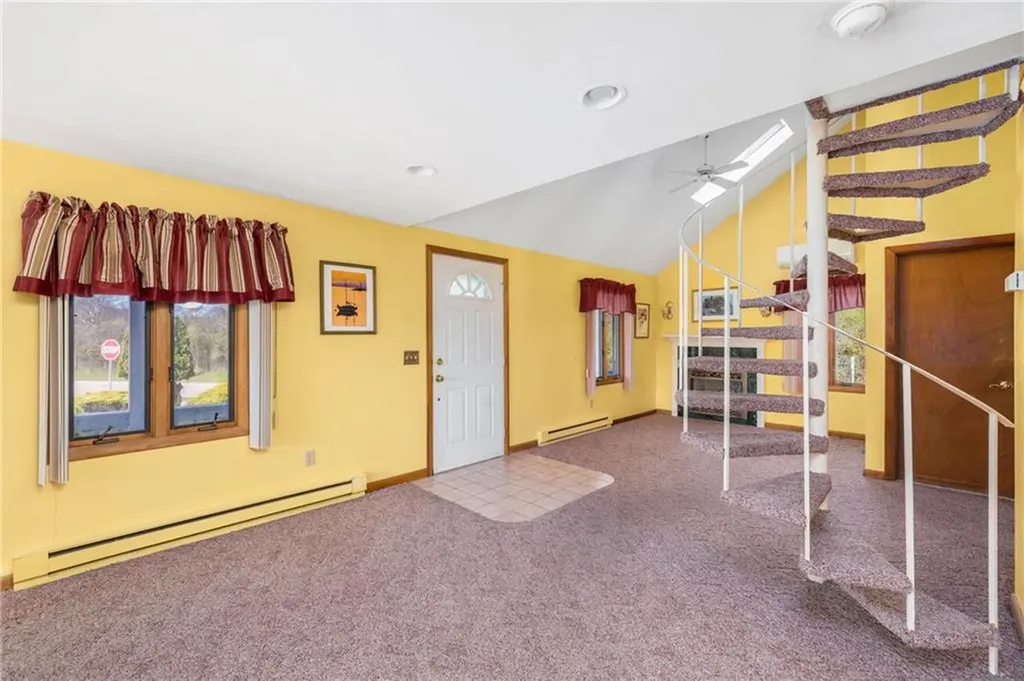 2 Major Arnold Road Narragansett RI 02882