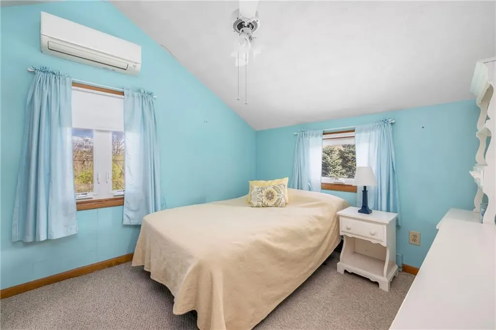 2 Major Arnold Road Narragansett RI 02882