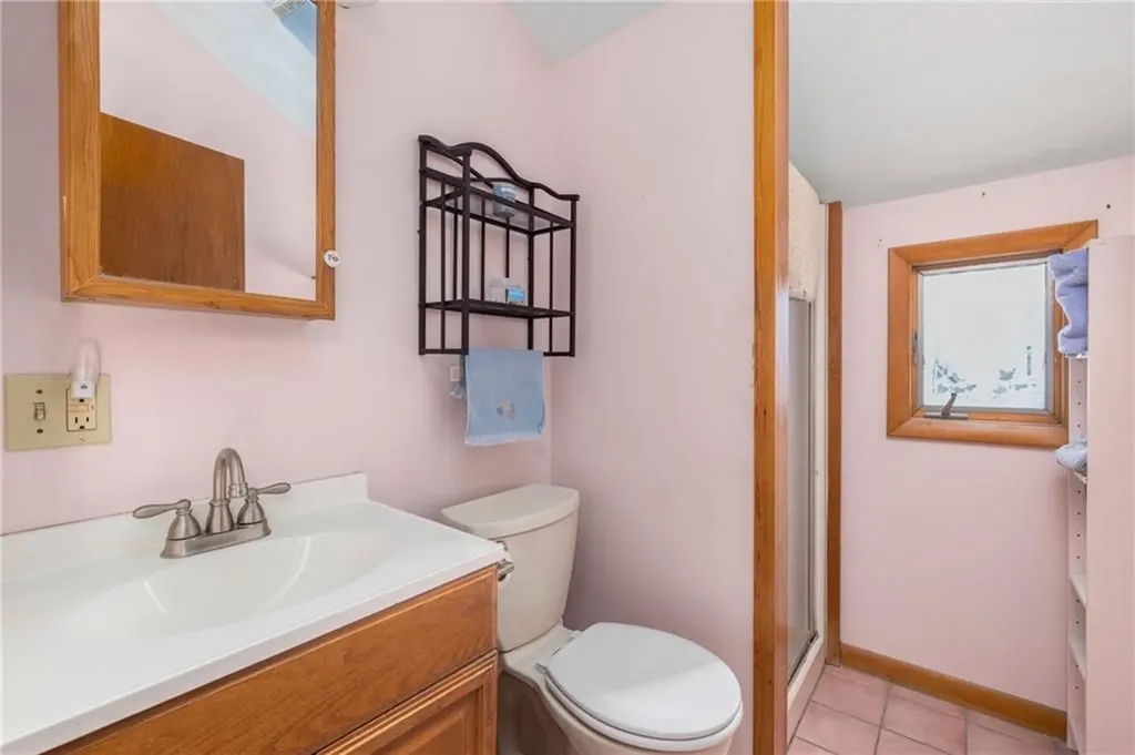 2 Major Arnold Road Narragansett RI 02882