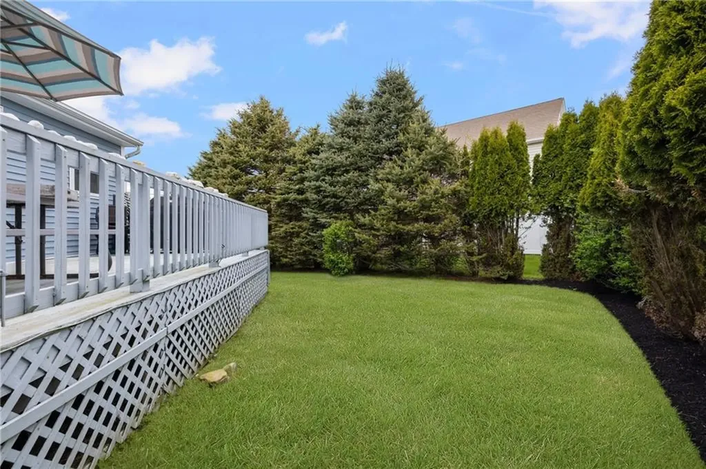 2 Major Arnold Road Narragansett RI 02882
