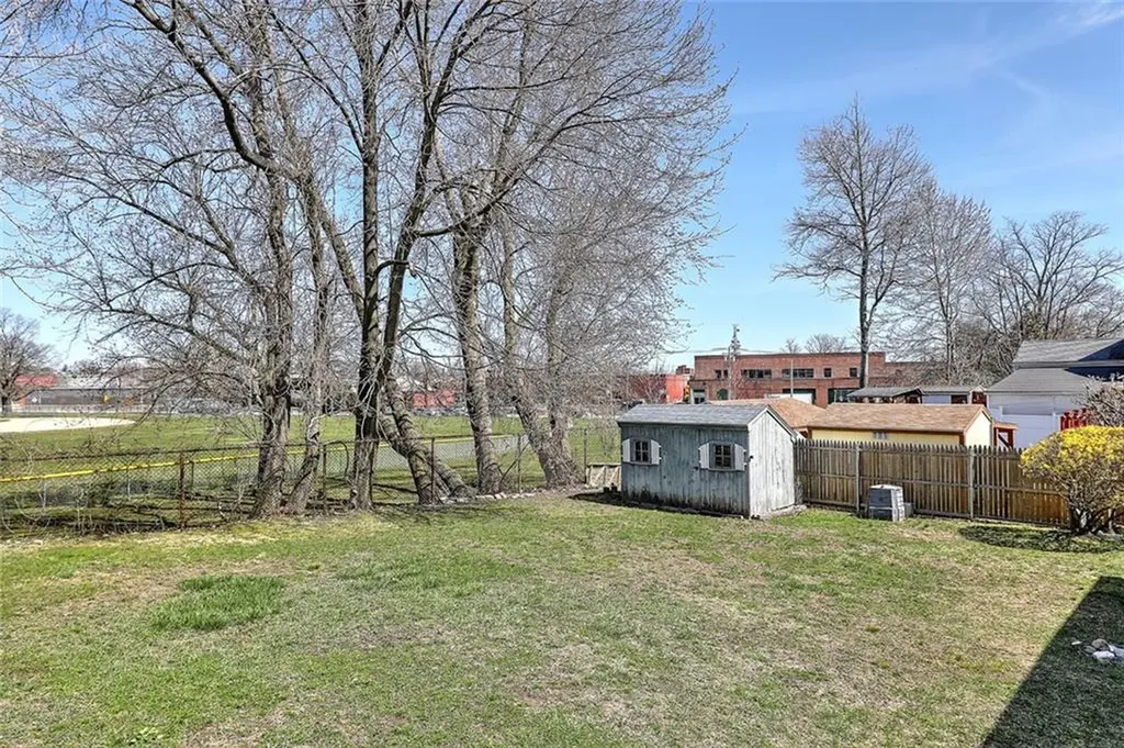 39 Santiago Street Providence RI 02907