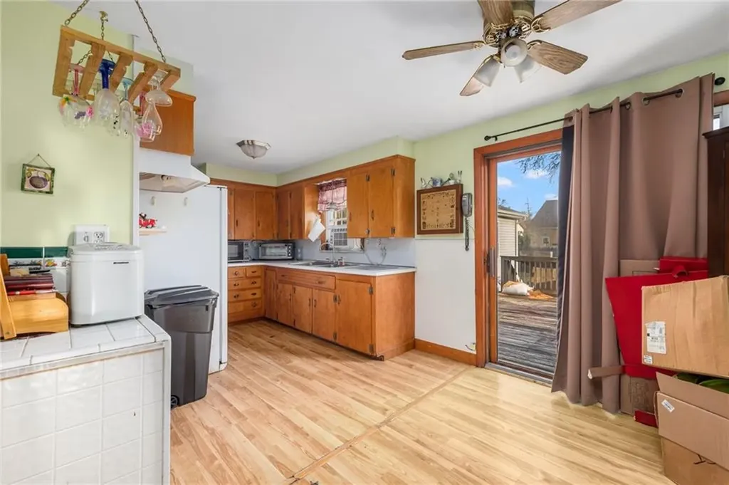 66 Benedict Road Warwick RI 02888