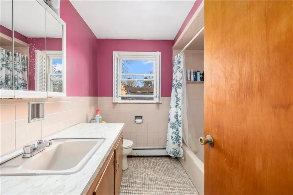 66 Benedict Road Warwick RI 02888