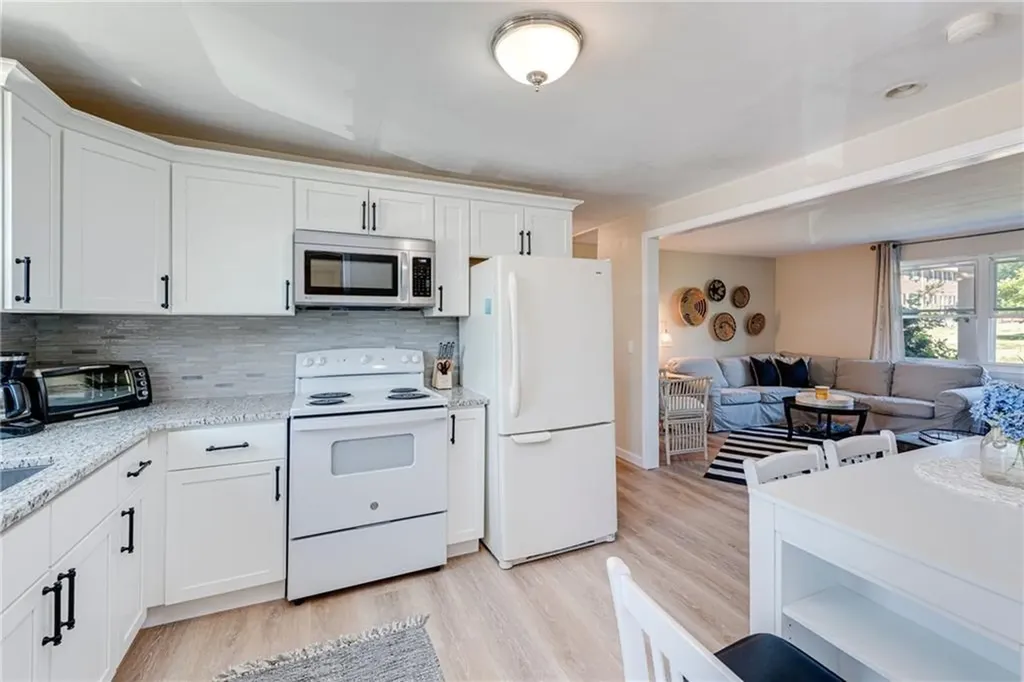 70 Carroll Avenue Newport RI 02840
