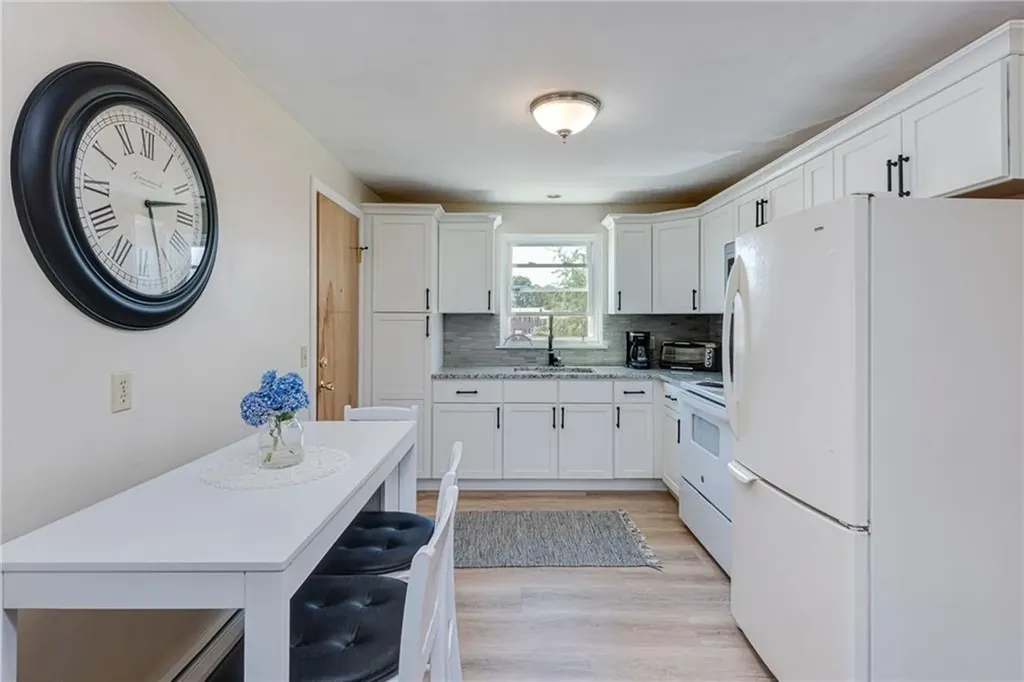 70 Carroll Avenue Newport RI 02840