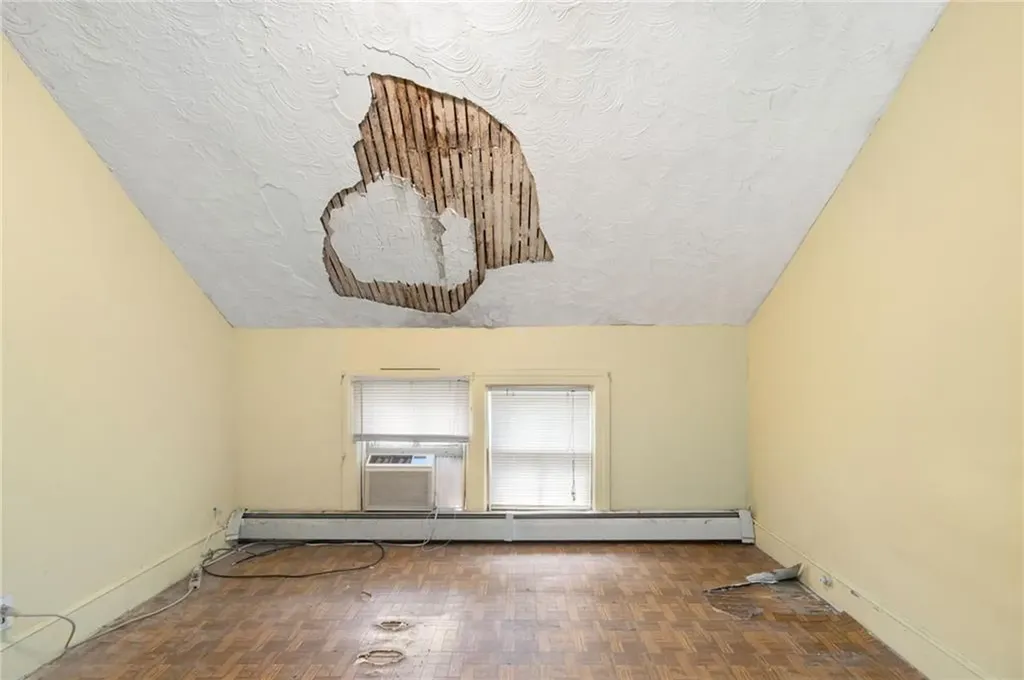 9 Bend Street Providence RI 02909