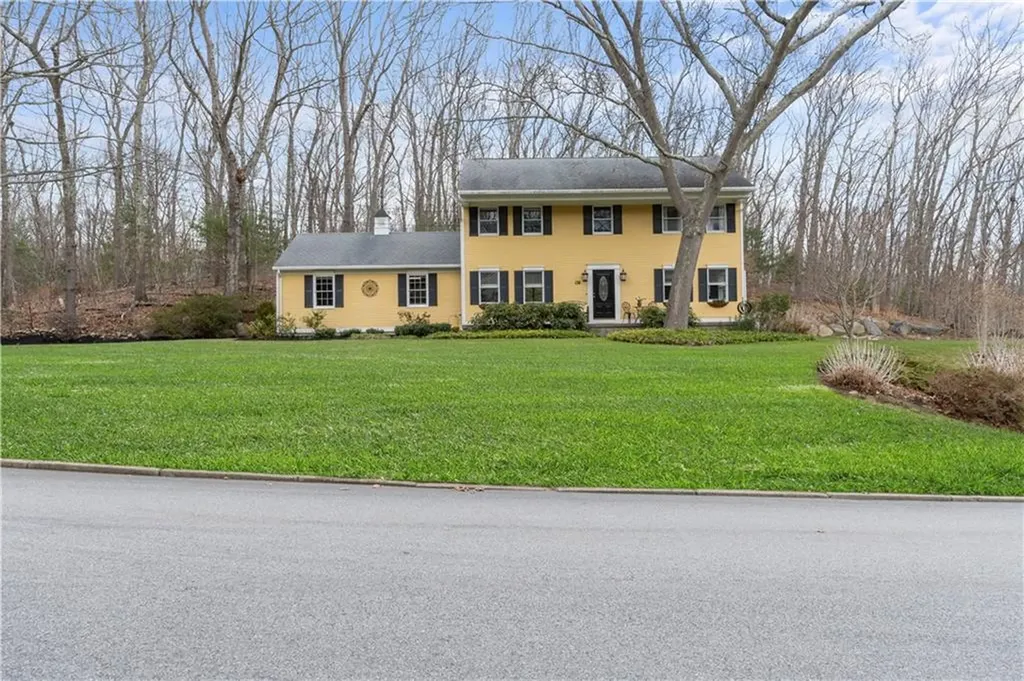138 Beacon Drive North Kingstown RI 02852