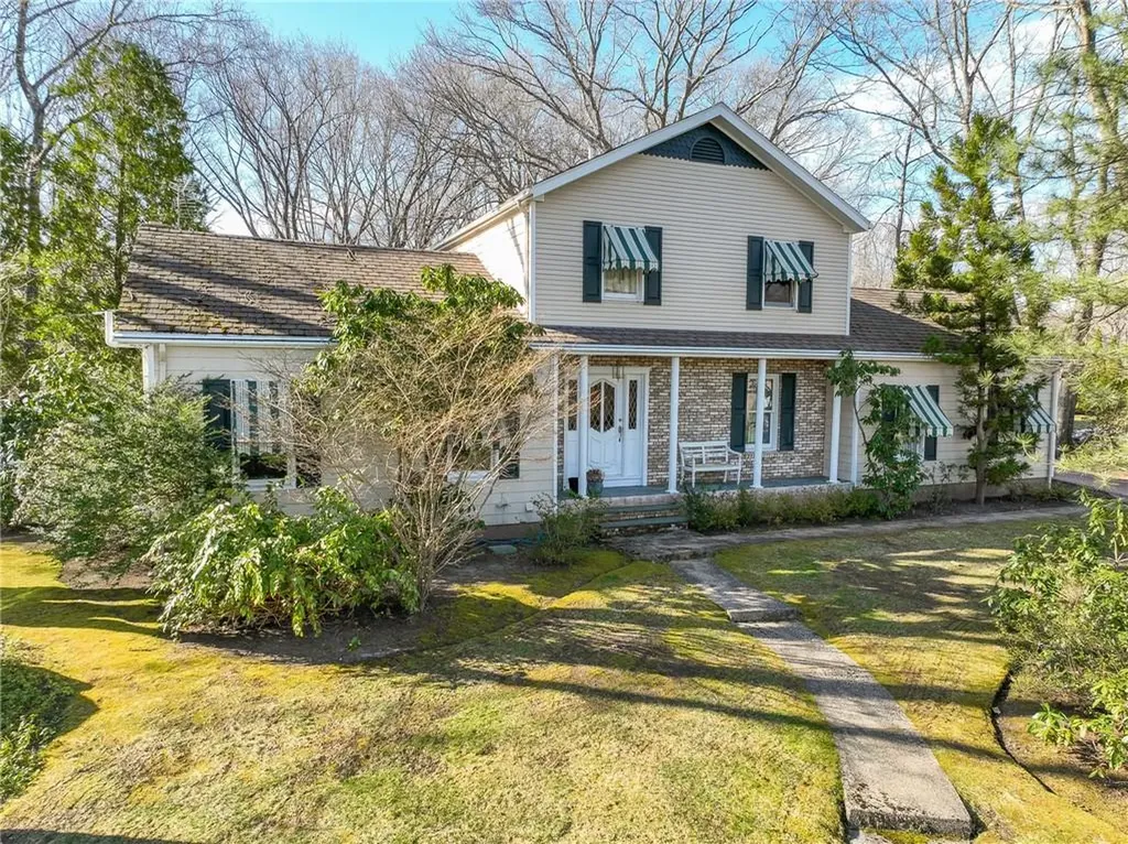 35 Angell Road Lincoln RI 02865