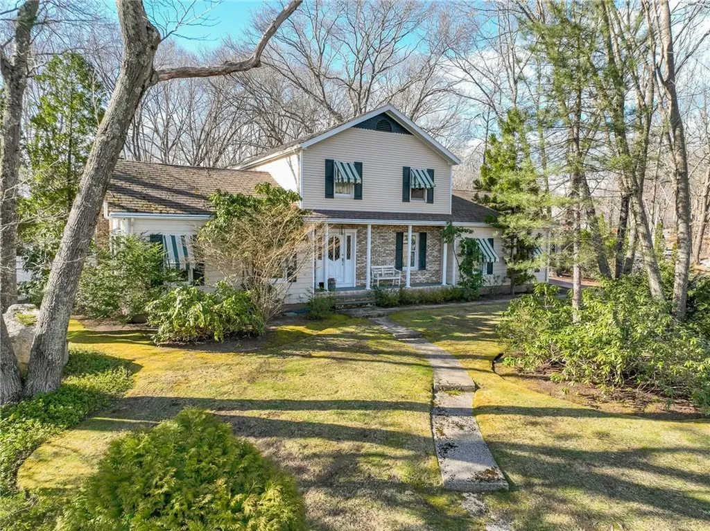 35 Angell Road Lincoln RI 02865