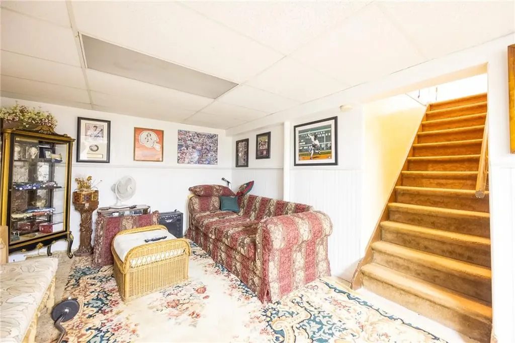 35 Angell Road Lincoln RI 02865