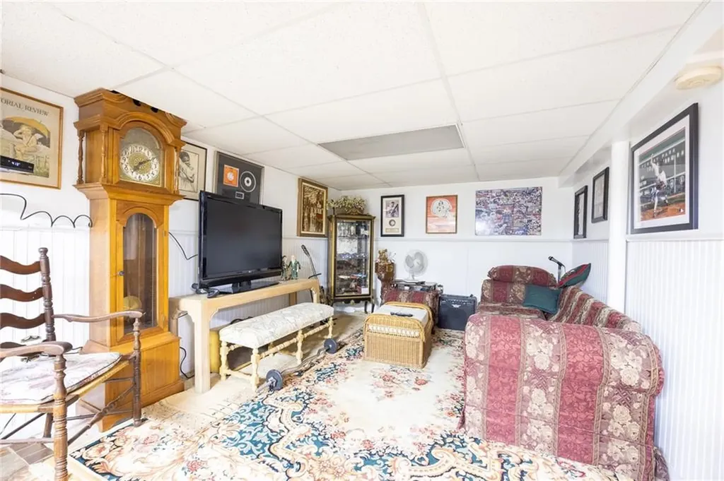 35 Angell Road Lincoln RI 02865
