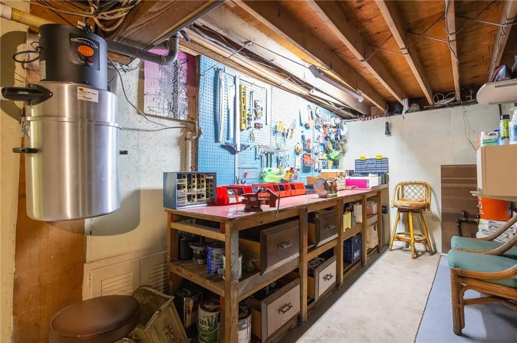 35 Angell Road Lincoln RI 02865