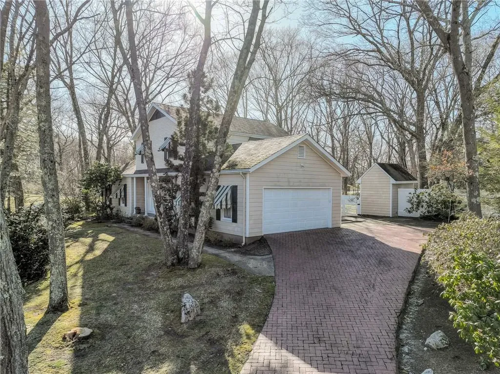 35 Angell Road Lincoln RI 02865