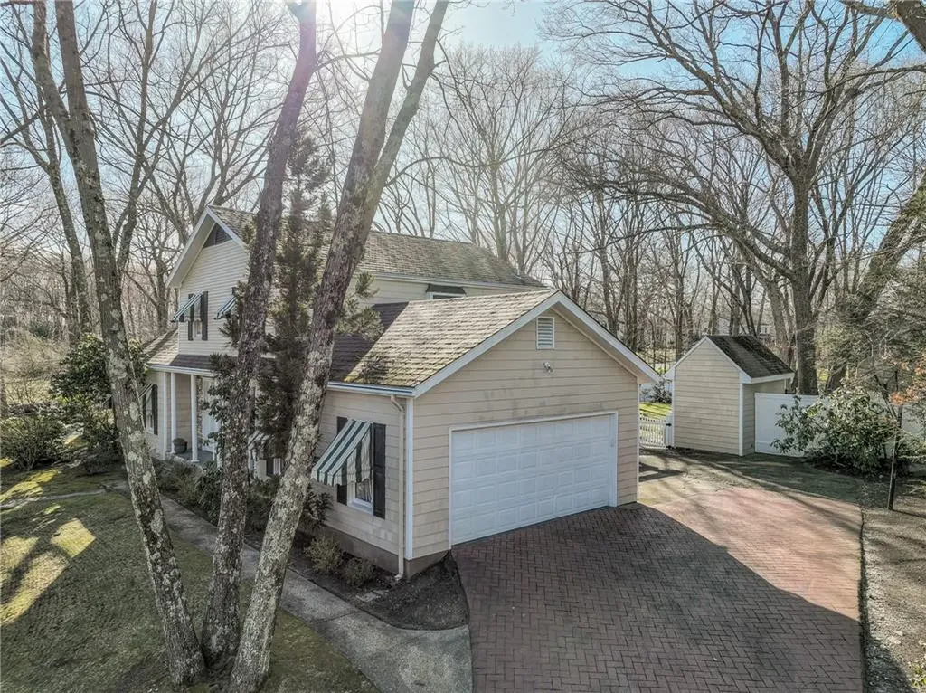 35 Angell Road Lincoln RI 02865