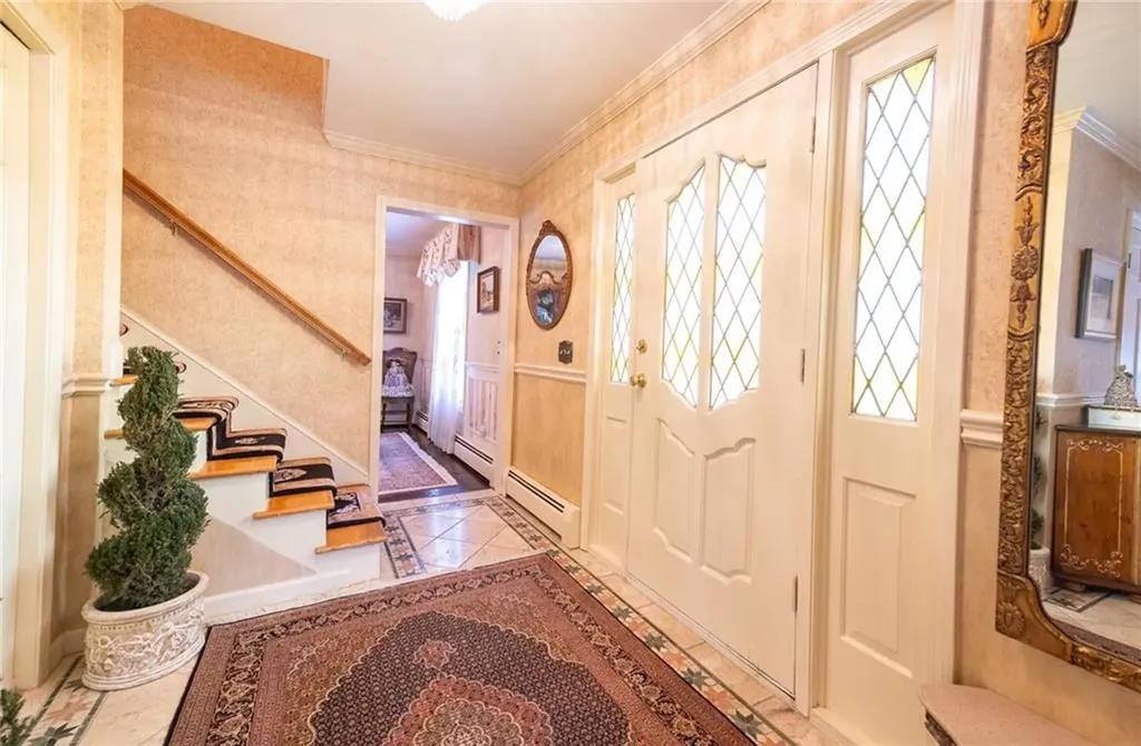35 Angell Road Lincoln RI 02865