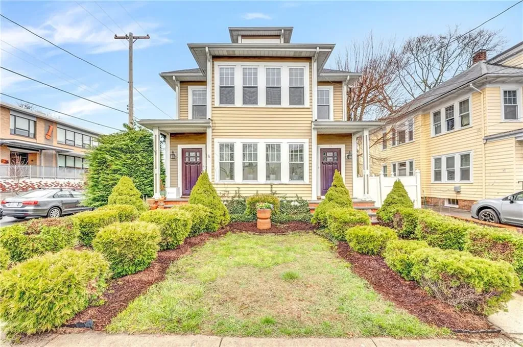 15 17 Slater Avenue Providence RI 02906