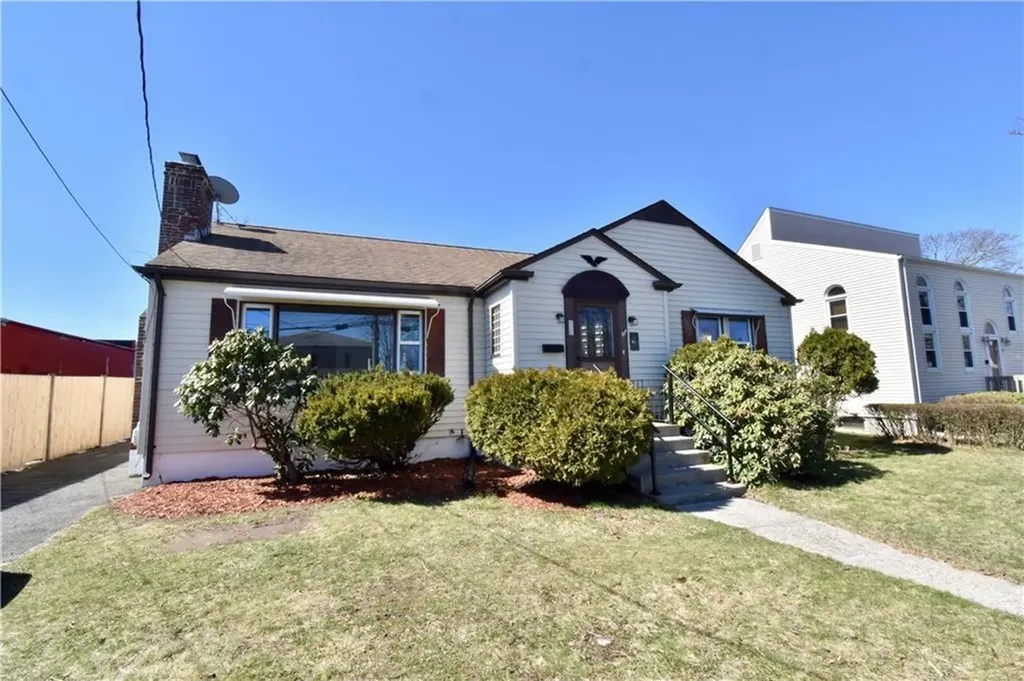 481 Chestnut Street Warwick RI 02888