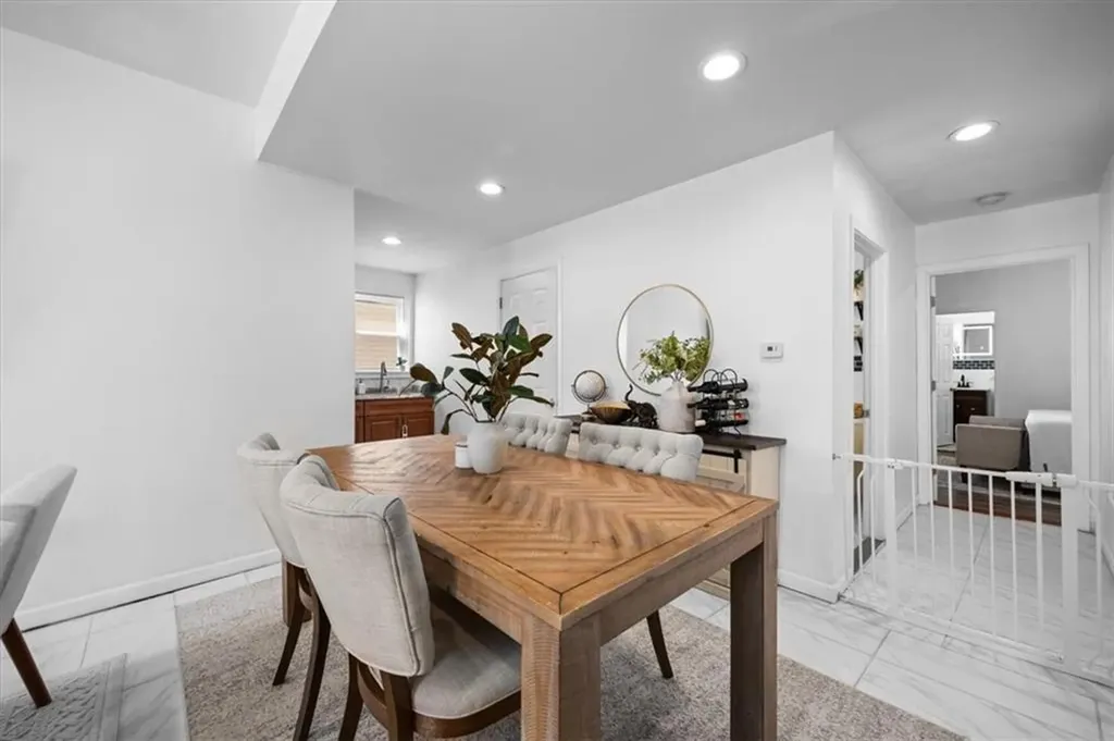 15 Colfax Street Providence RI 02905