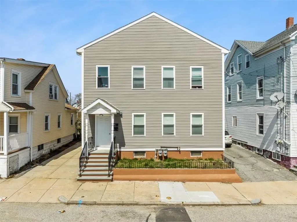 15 Colfax Street Providence RI 02905