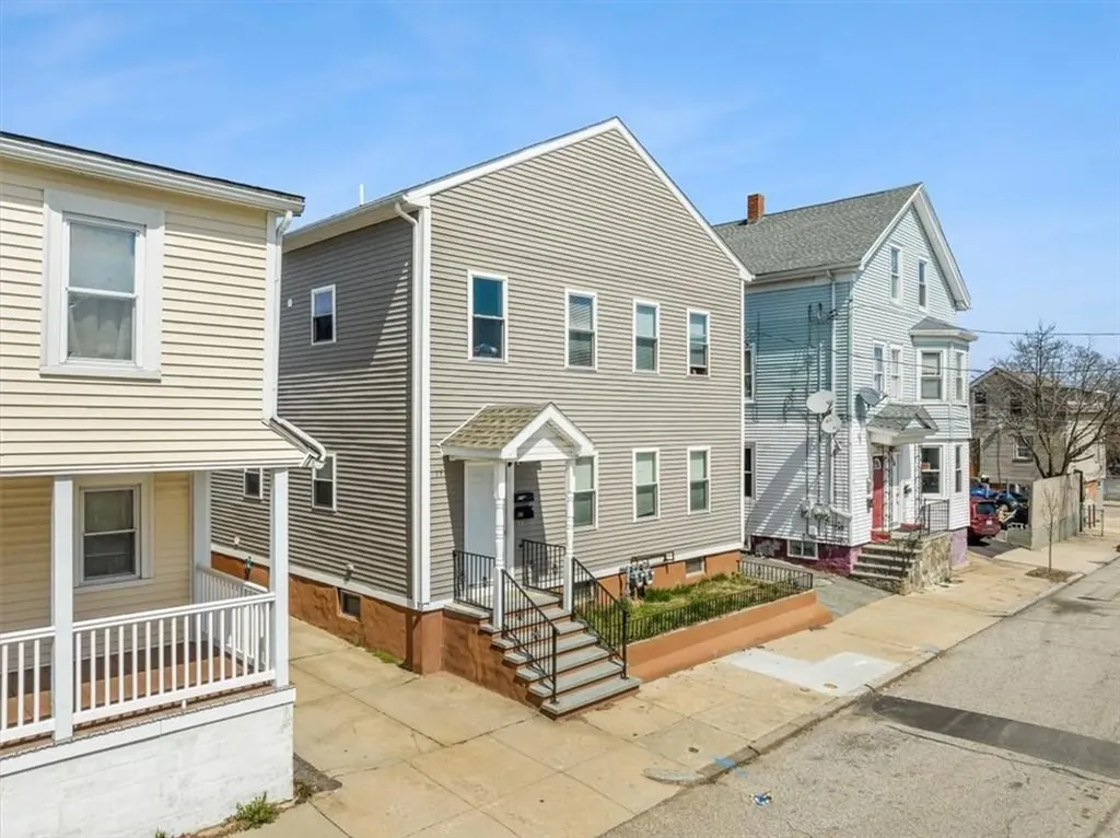 15 Colfax Street Providence RI 02905