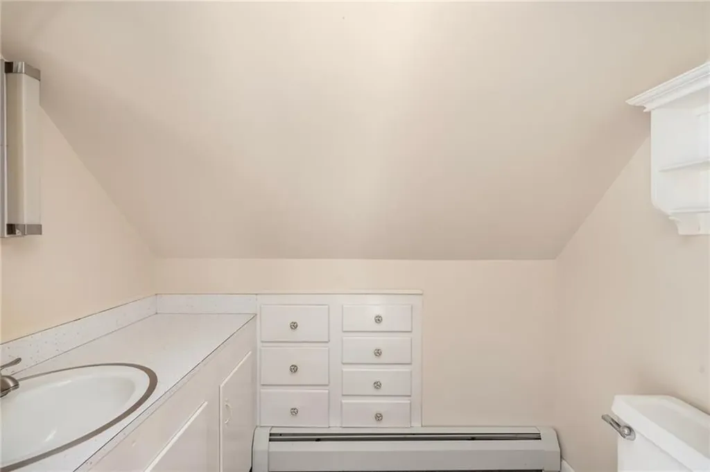 23 Hillside Avenue Portsmouth RI 02871
