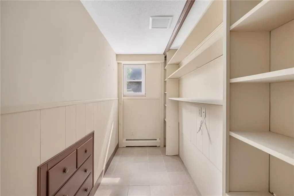 23 Hillside Avenue Portsmouth RI 02871
