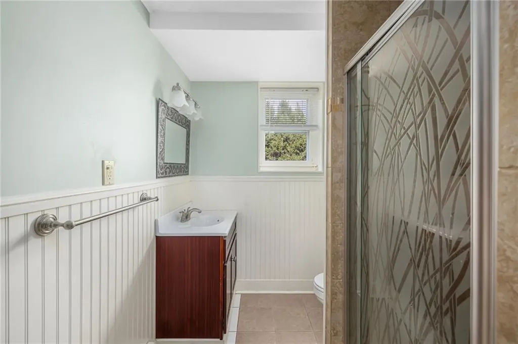 23 Hillside Avenue Portsmouth RI 02871