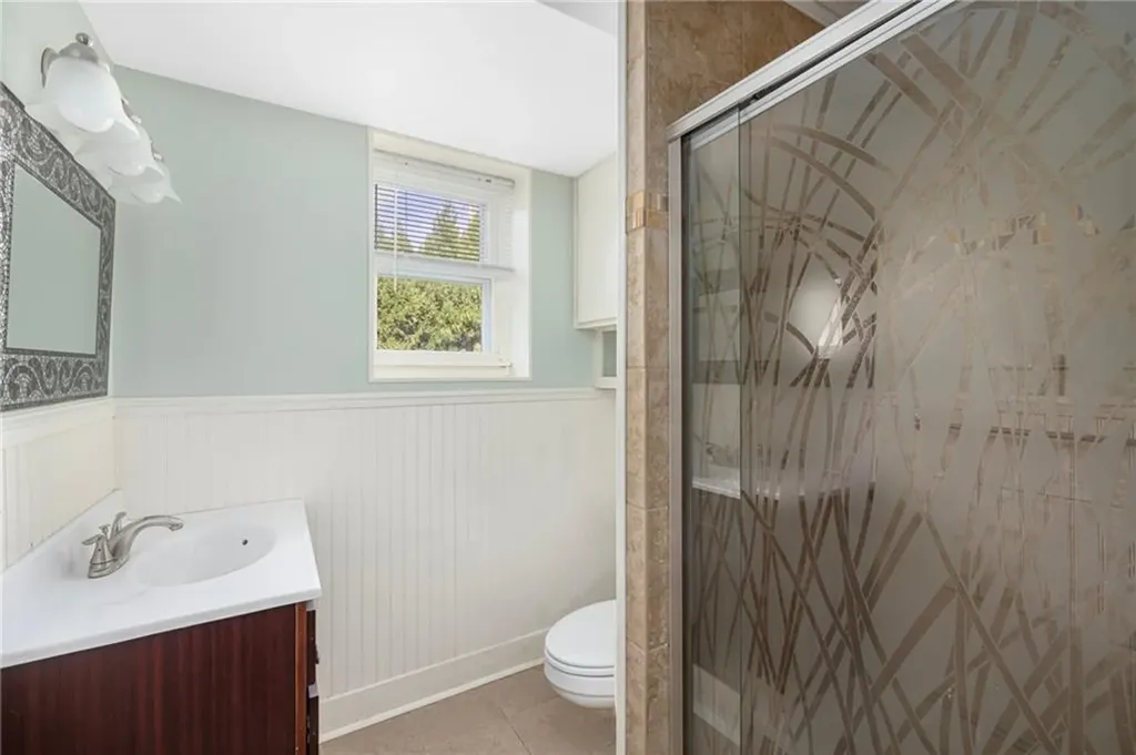 23 Hillside Avenue Portsmouth RI 02871