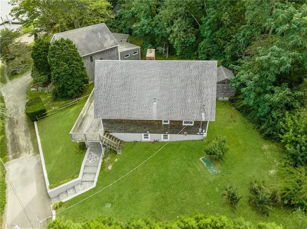 23 Hillside Avenue Portsmouth RI 02871