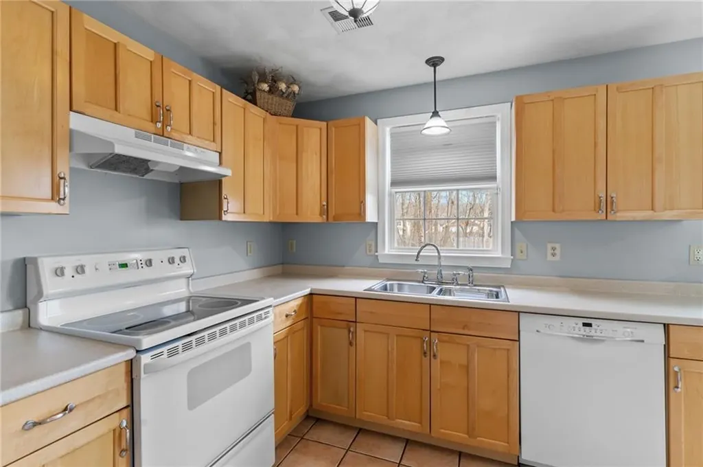 19 Lawrence Street Cumberland RI 02864