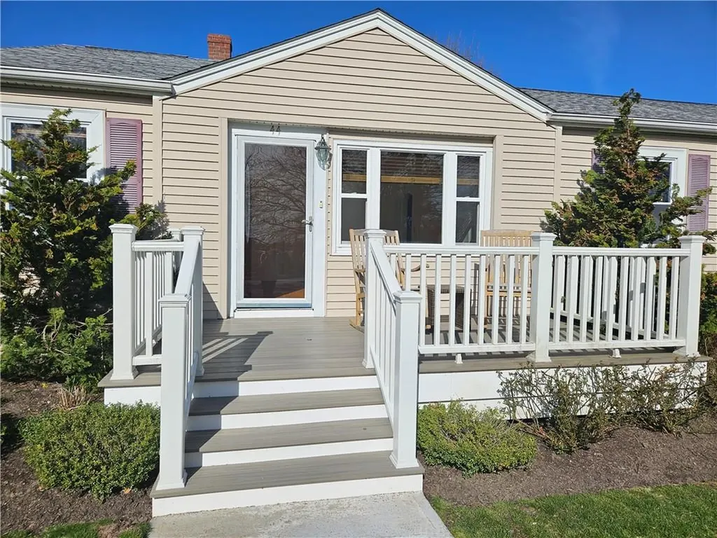 44 Second Street North Kingstown RI 02852