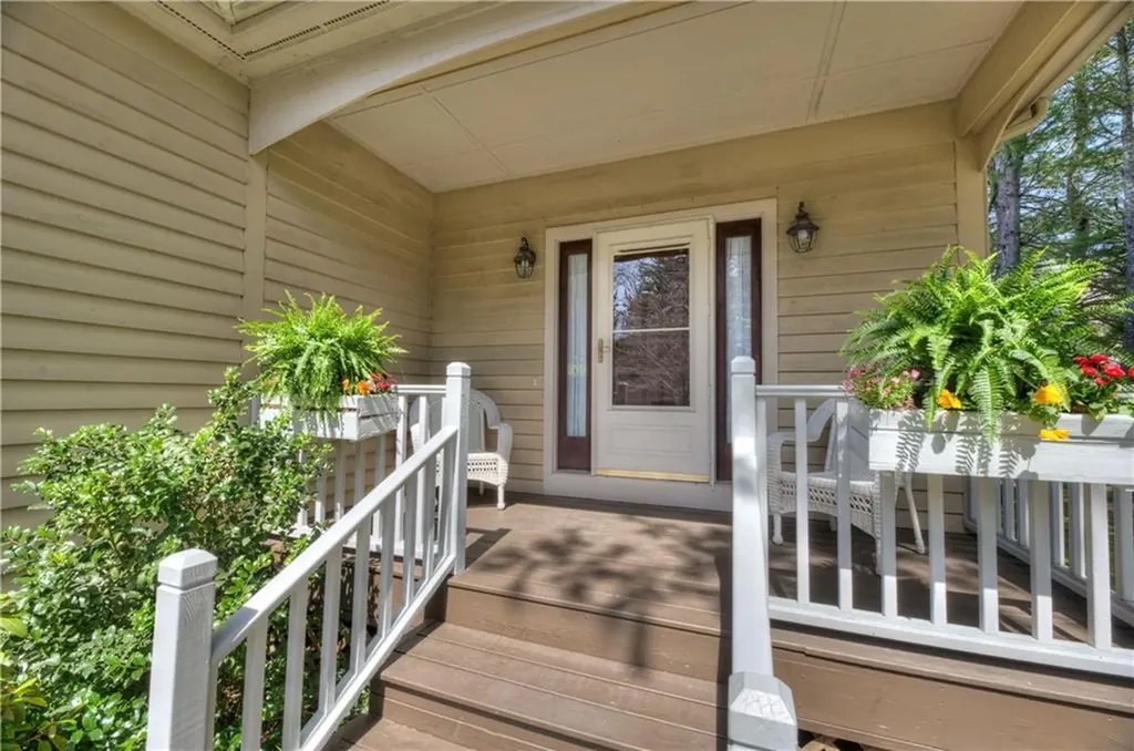 166 Pine Glen Drive East Greenwich RI 02818