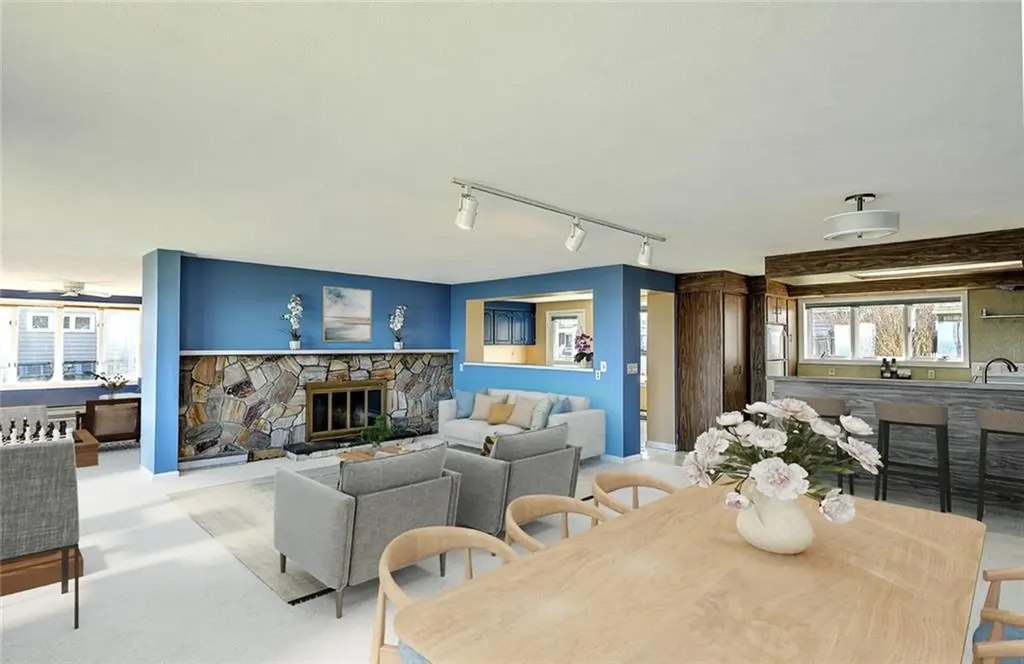 30 Pocono Road Narragansett RI 02882