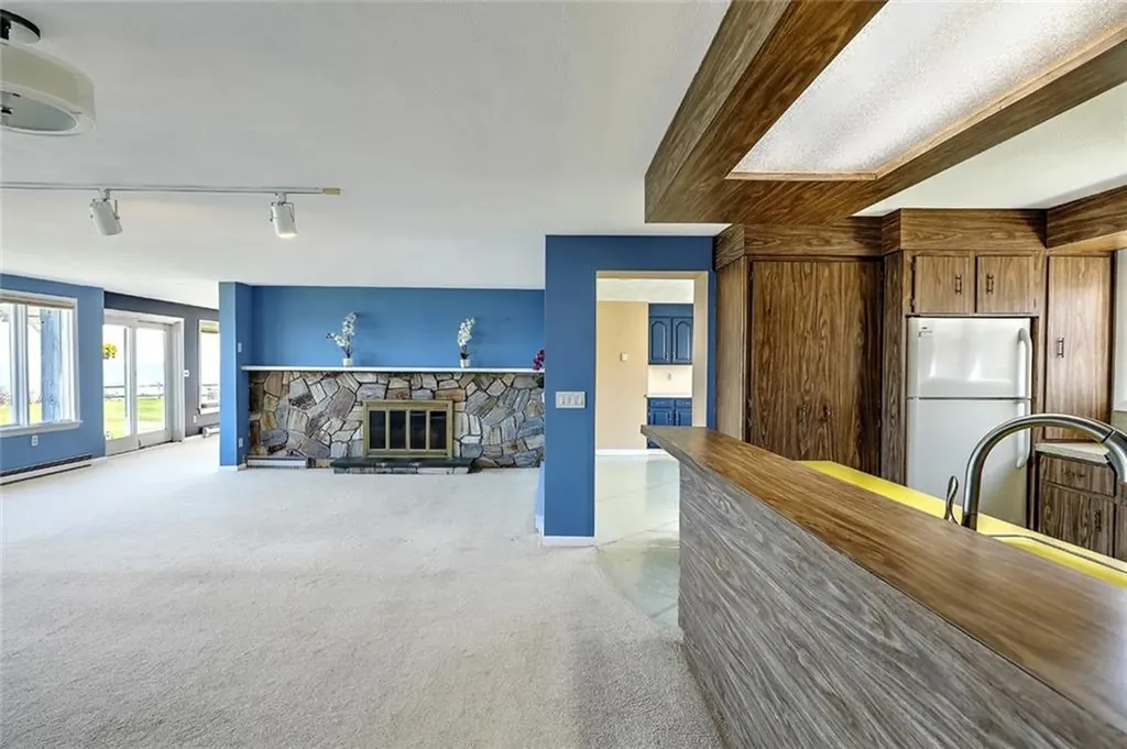 30 Pocono Road Narragansett RI 02882