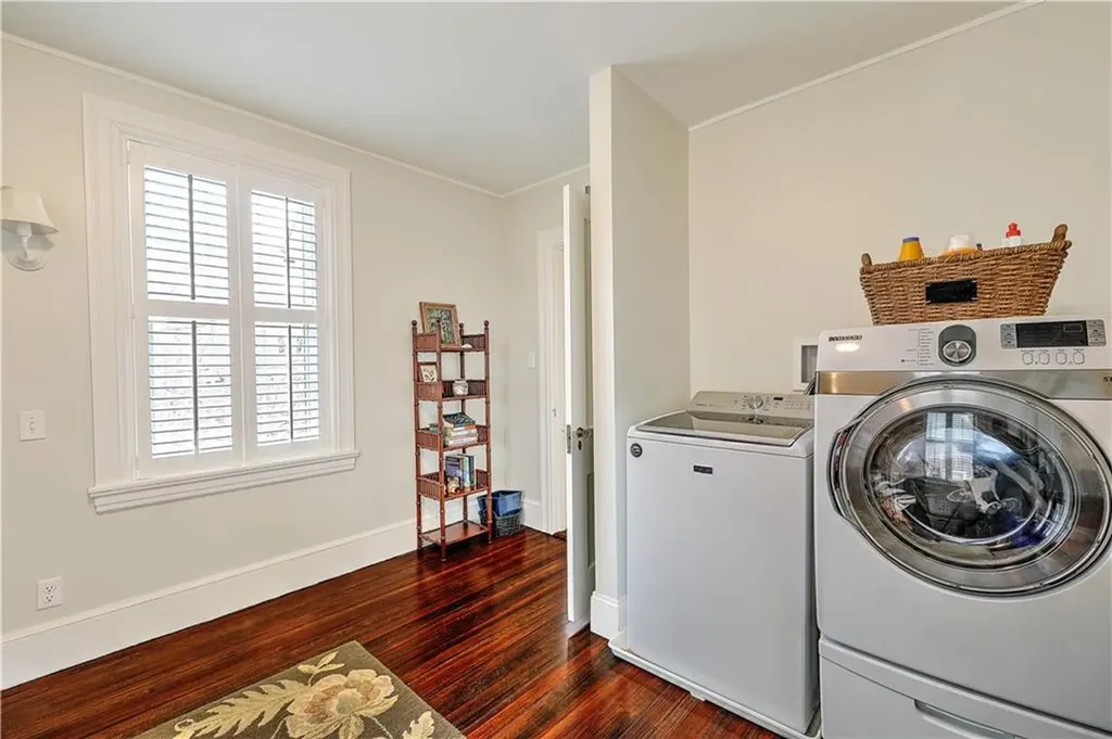 149 President Avenue Providence RI 02906