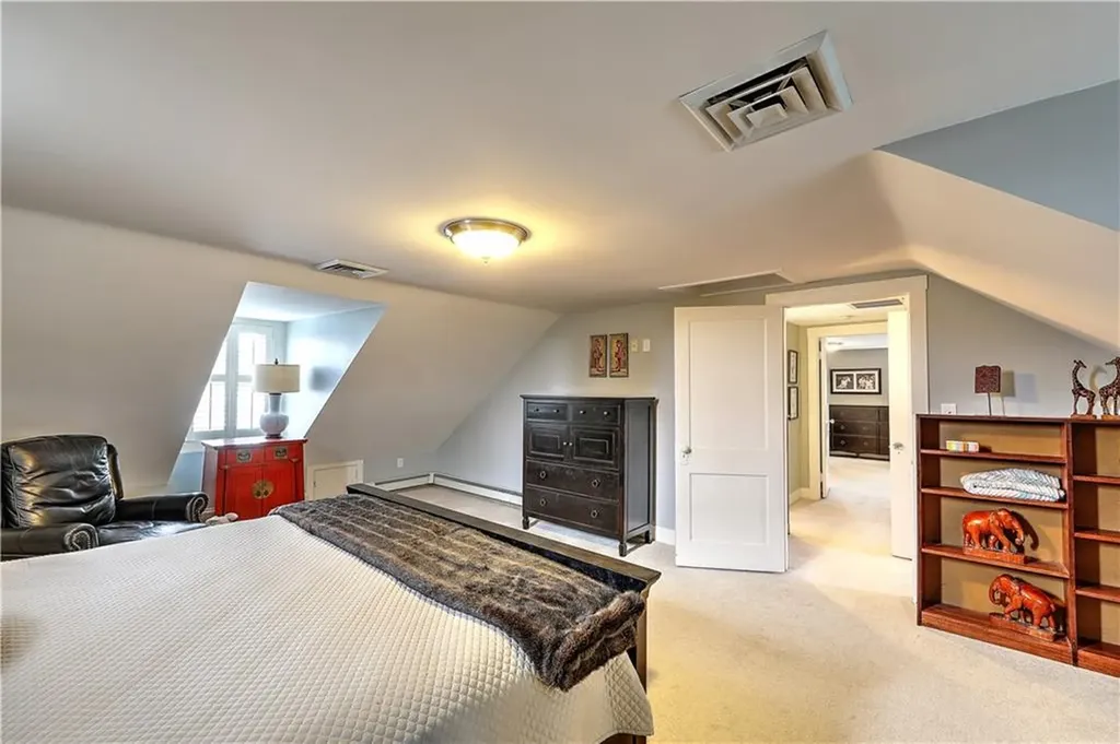 149 President Avenue Providence RI 02906