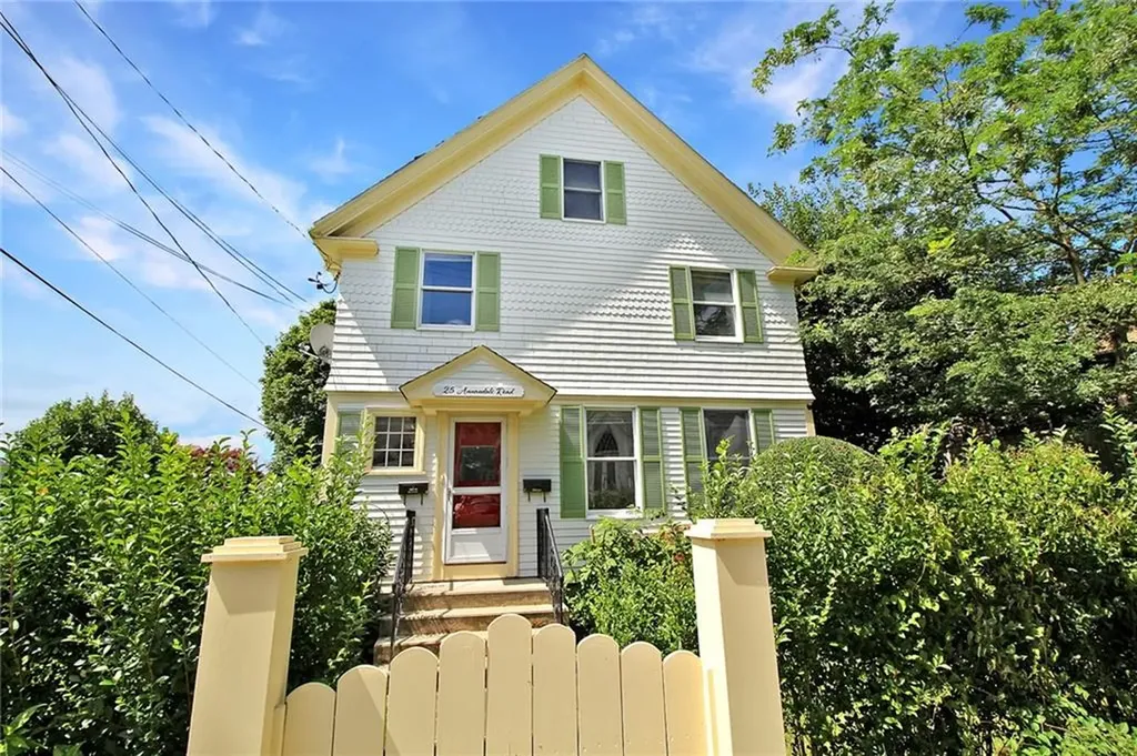 25 Annandale Road Newport RI 02840