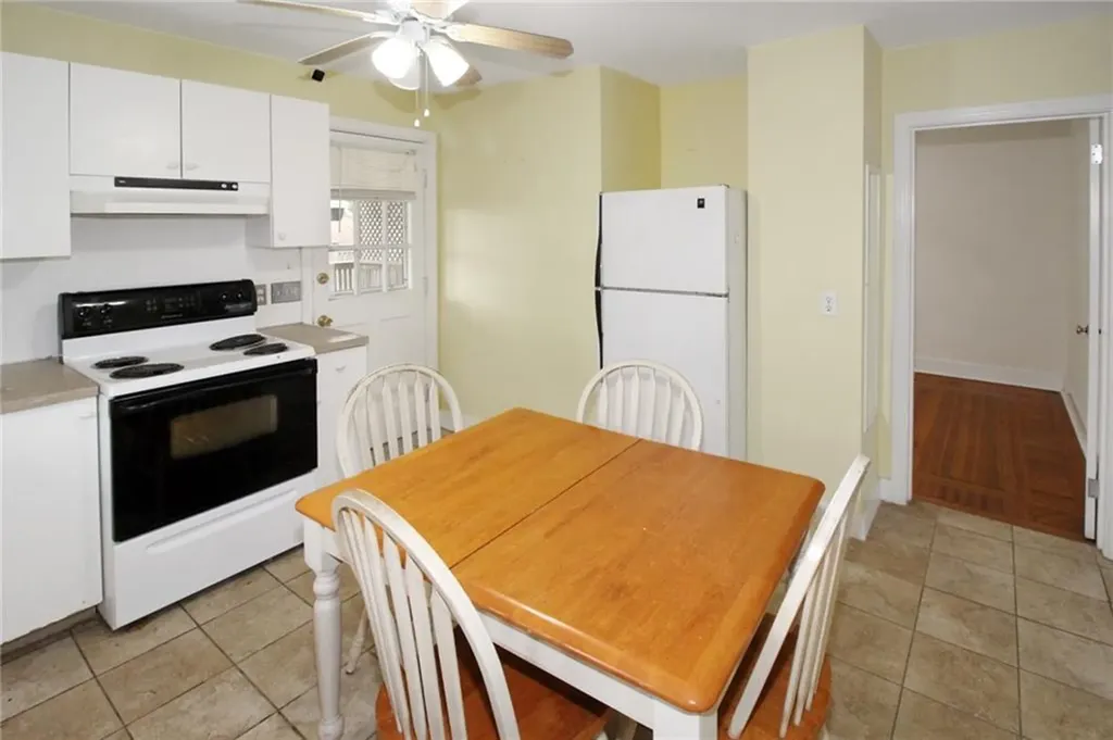 25 Annandale Road Newport RI 02840