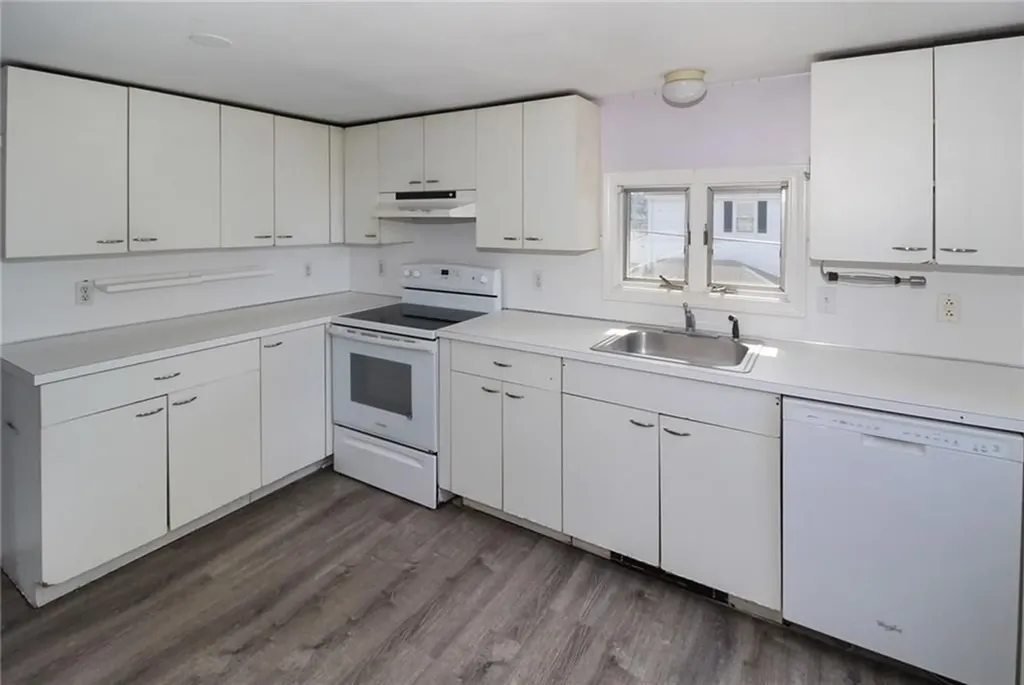 25 Annandale Road Newport RI 02840