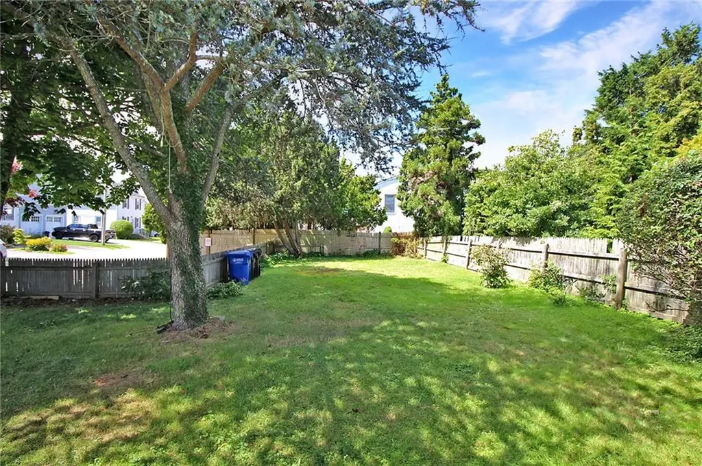 25 Annandale Road Newport RI 02840