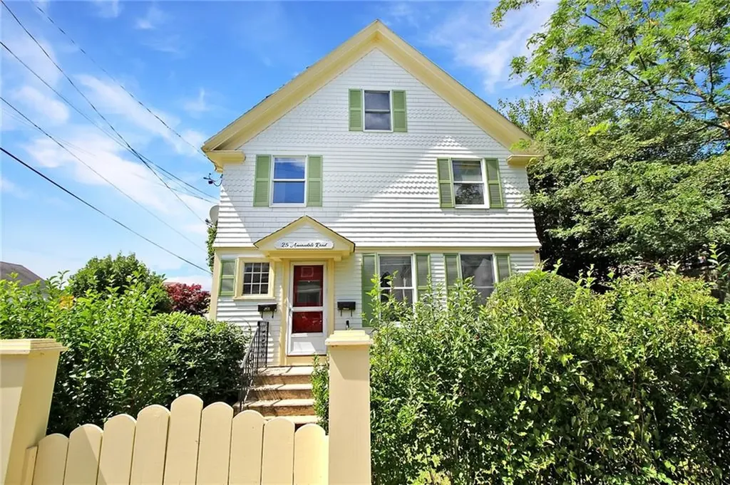 25 Annandale Road Newport RI 02840